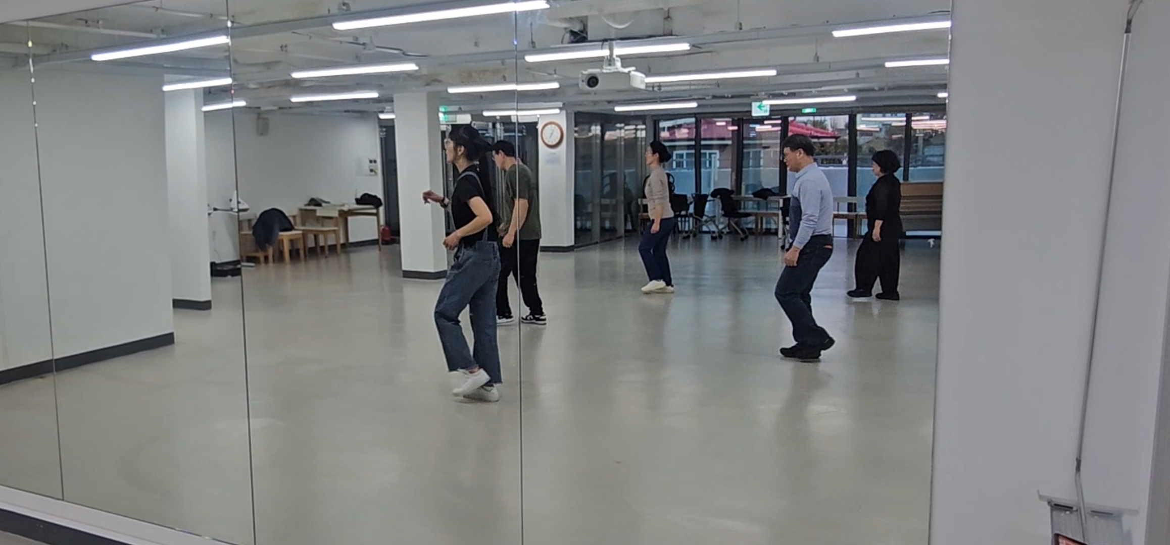 [학생지도] 헬씨치어댄스 동아리 11월 활동 (2025. 11. 8.)